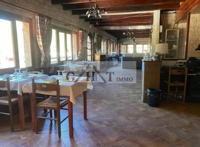 Plus de détails pour Local commercial à vendre