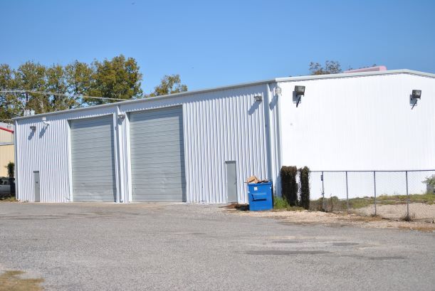 1312-B N Longview St, Kilgore, TX à vendre Photo de l’immeuble– Image 1 sur 4
