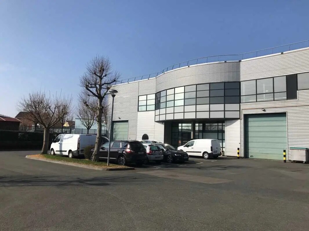 1 Rue Du Groupe Manouchian, Élancourt à louer Photo de l’immeuble– Image 1 sur 19