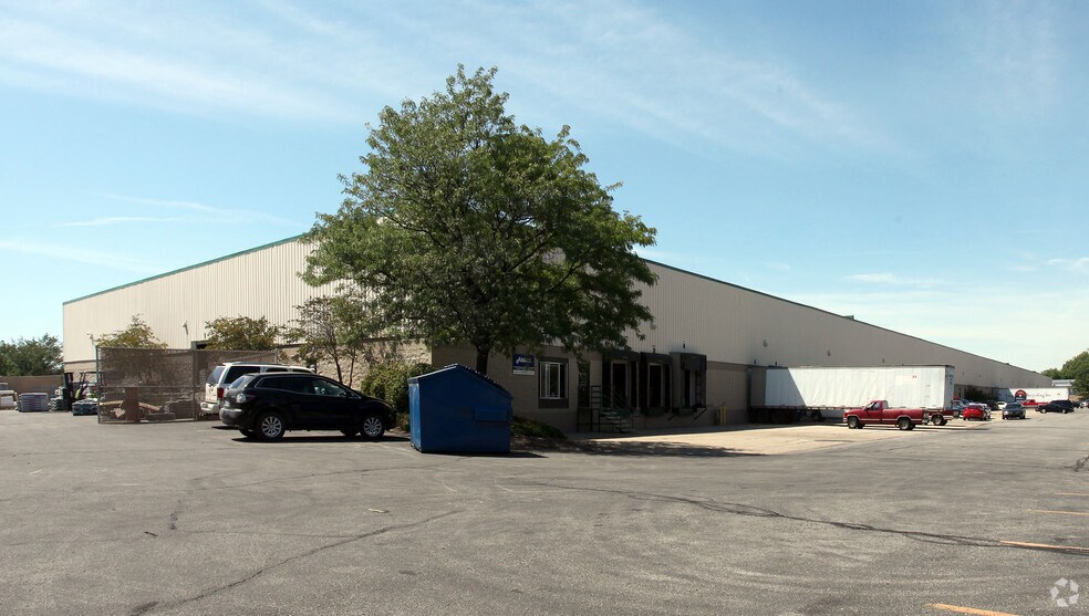 5501-5525 W Minnesota St, Indianapolis, IN à louer - Photo principale – Image 2 sur 5