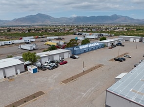 10893 Dyer St, El Paso, TX à louer Photo de l’immeuble– Image 2 sur 15