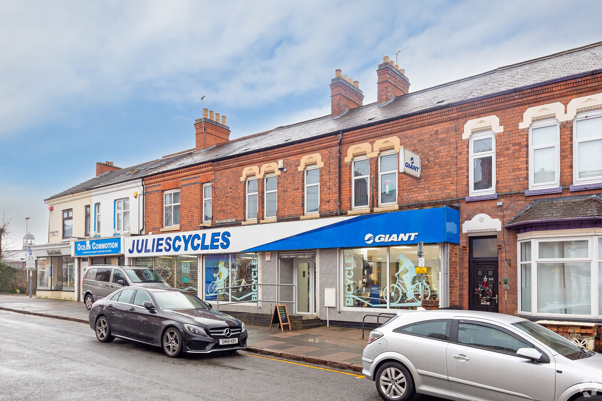 212-216 Clarendon Park Rd, Leicester à louer Photo principale– Image 1 sur 2
