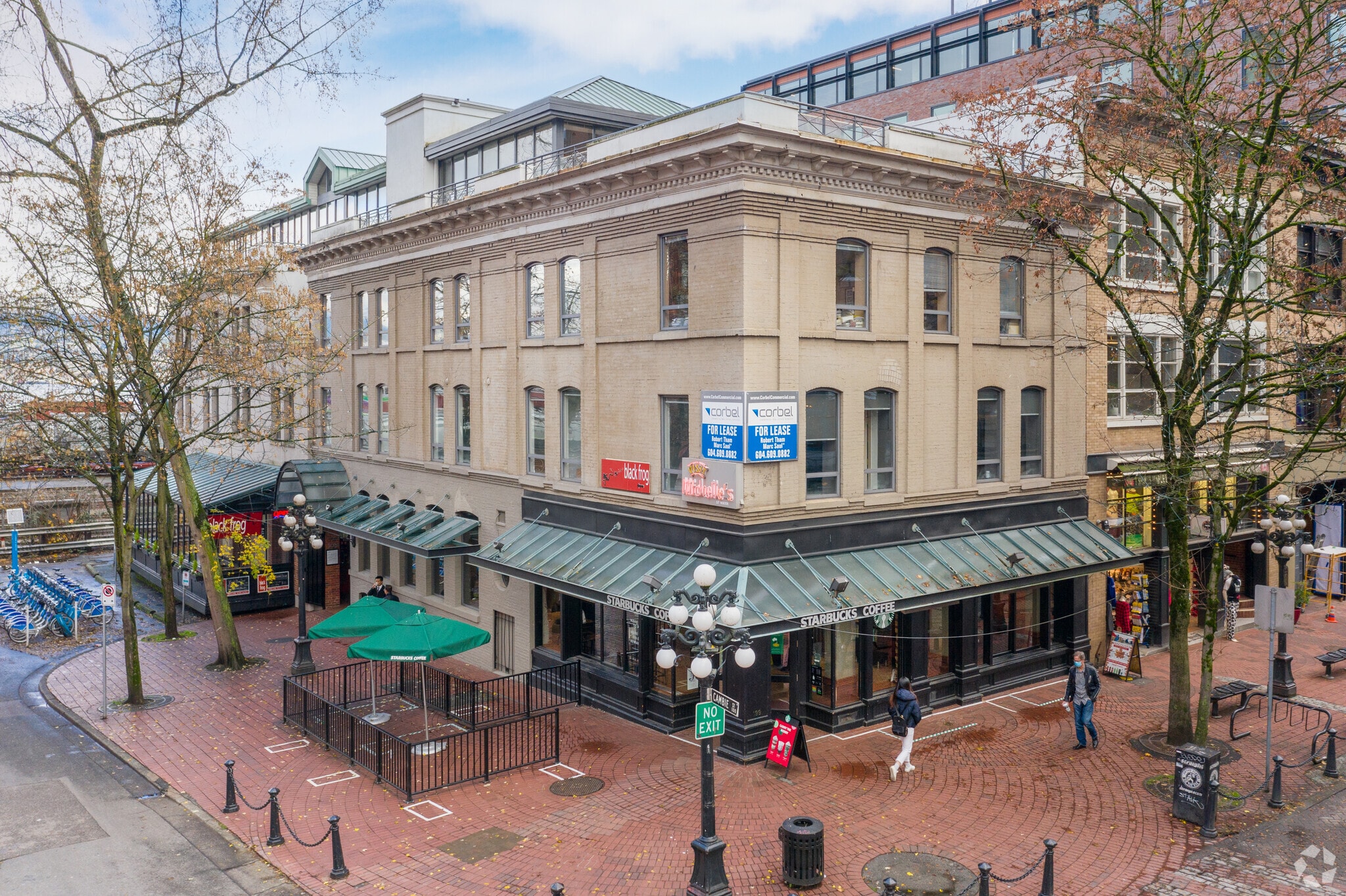 110 Cambie St, Vancouver, BC à louer Photo principale– Image 1 sur 13