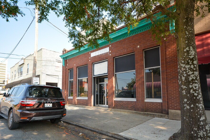 412 W 7th St, Little Rock, AR à louer - Photo de l’immeuble – Image 2 sur 9
