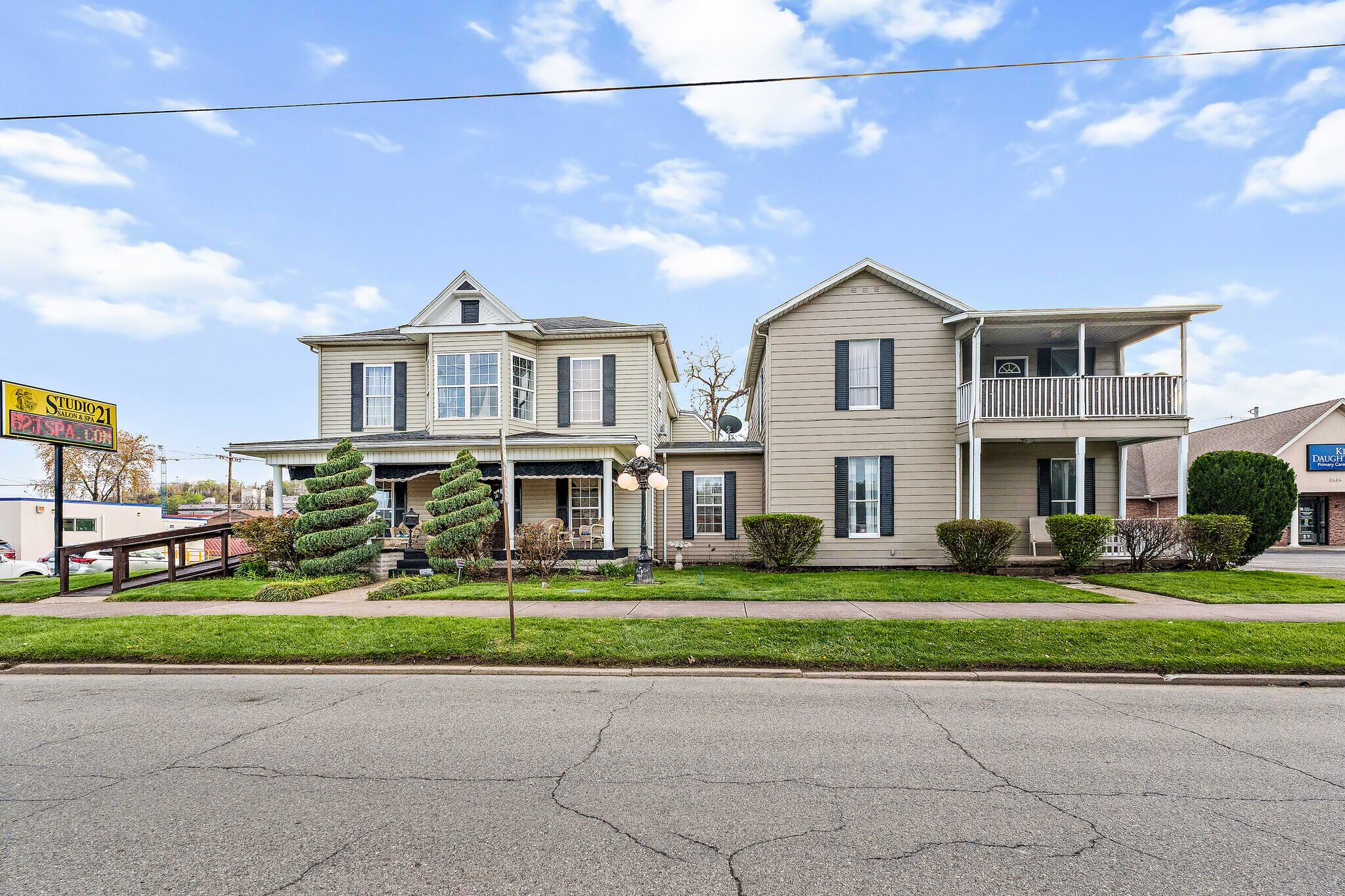 2048 Winchester Ave, Ashland, KY à vendre Photo de l’immeuble– Image 1 sur 58