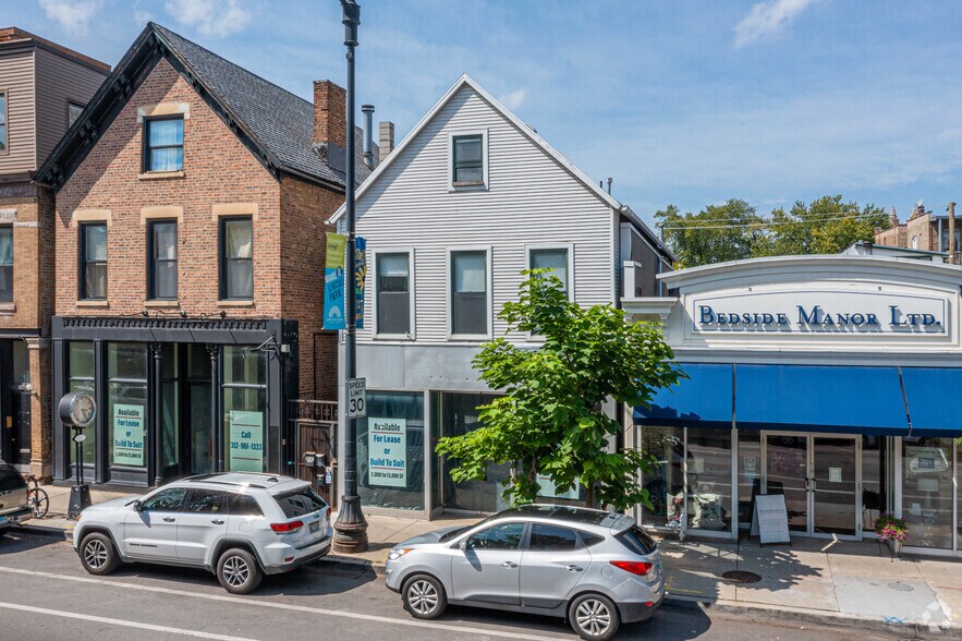 2044 N Halsted St, Chicago, IL à louer - Photo de l’immeuble – Image 1 sur 3
