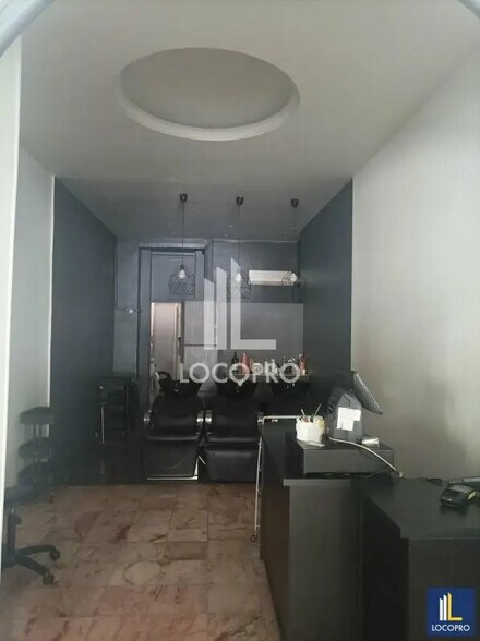 Local commercial dans Nice à louer - Photo de l’immeuble – Image 3 sur 5