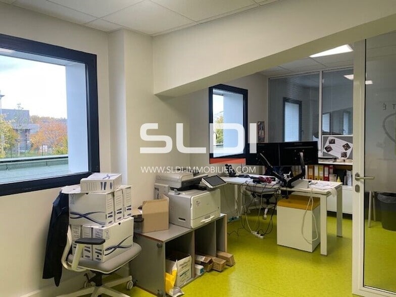 2507 Avenue De L'Europe, Rillieux-la-Pape à vendre - Photo intérieure – Image 3 sur 13