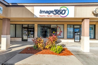 31918 US Highway 19 N, Palm Harbor, FL à louer Photo de l’immeuble– Image 1 sur 6