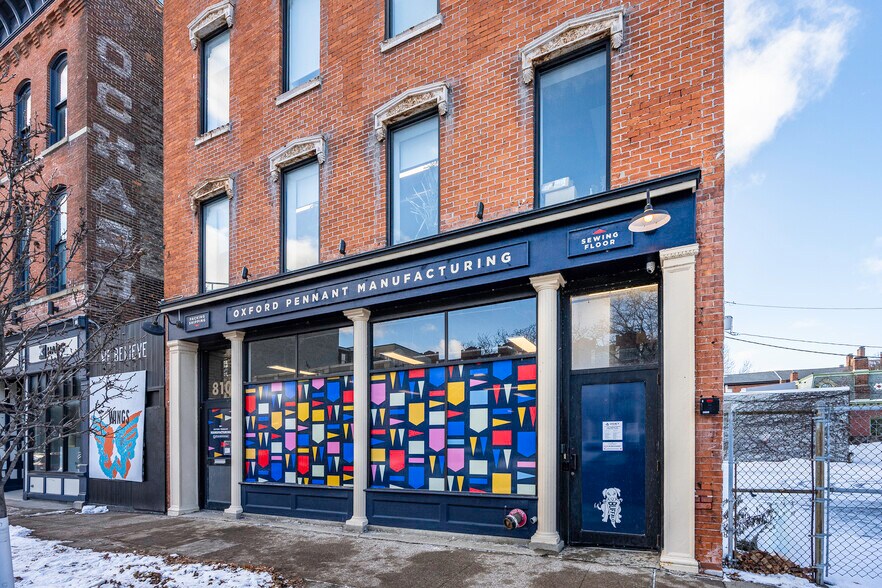 810 Main St, Buffalo, NY à vendre - Photo de l’immeuble – Image 2 sur 26