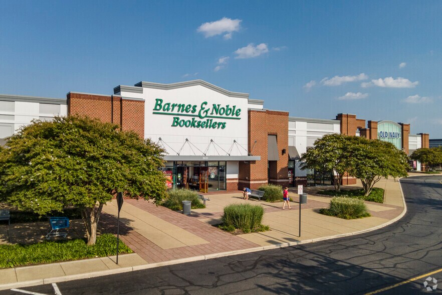 3101-3551 Richmond Hwy, Alexandria, VA à louer - Photo de l’immeuble – Image 1 sur 3