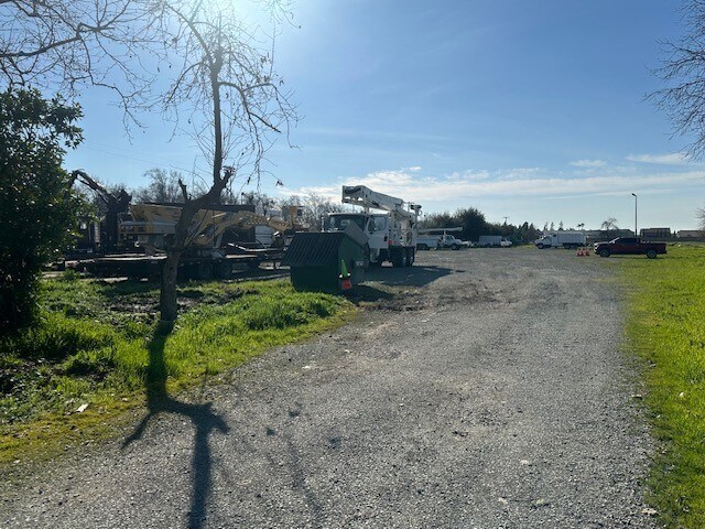 10111 CA-99, Stockton, CA à vendre - Photo de l’immeuble – Image 2 sur 5