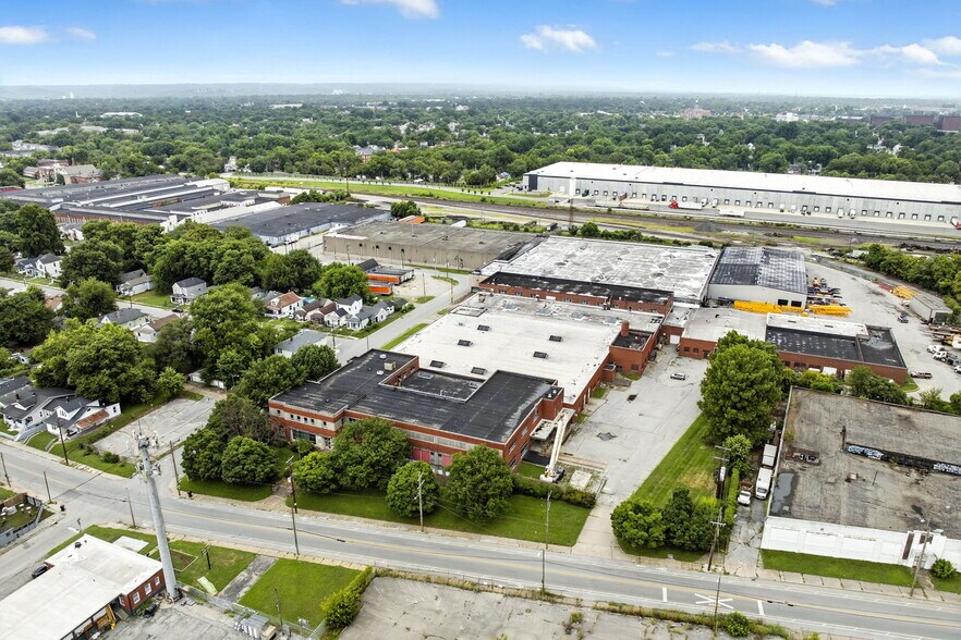 1661 W Hill St, Louisville, KY à vendre - Photo de l’immeuble – Image 3 sur 7