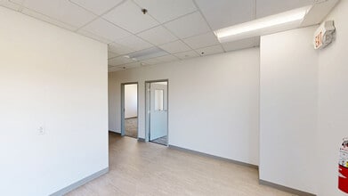 9747 Commerce Cir, New Smithville, PA à louer Numérisation 3D Matterport– Image 1 sur 13