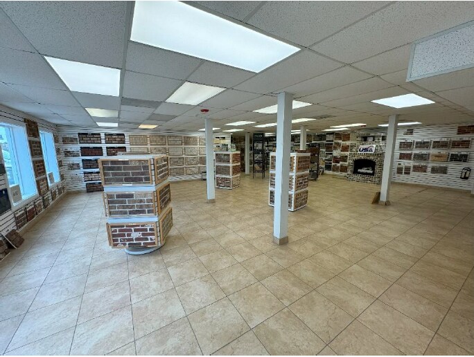 8185 Eastex Fwy, Beaumont, TX à vendre - Photo intérieure – Image 3 sur 7
