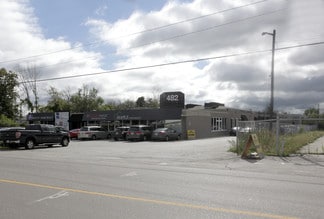 Plus de détails pour 482 S Service Rd E, Oakville, ON - Local commercial à louer