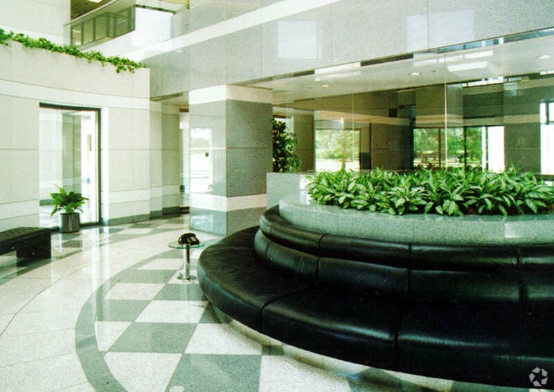 3700 Bay Area Blvd, Houston, TX à louer - Hall d’entrée – Image 3 sur 7