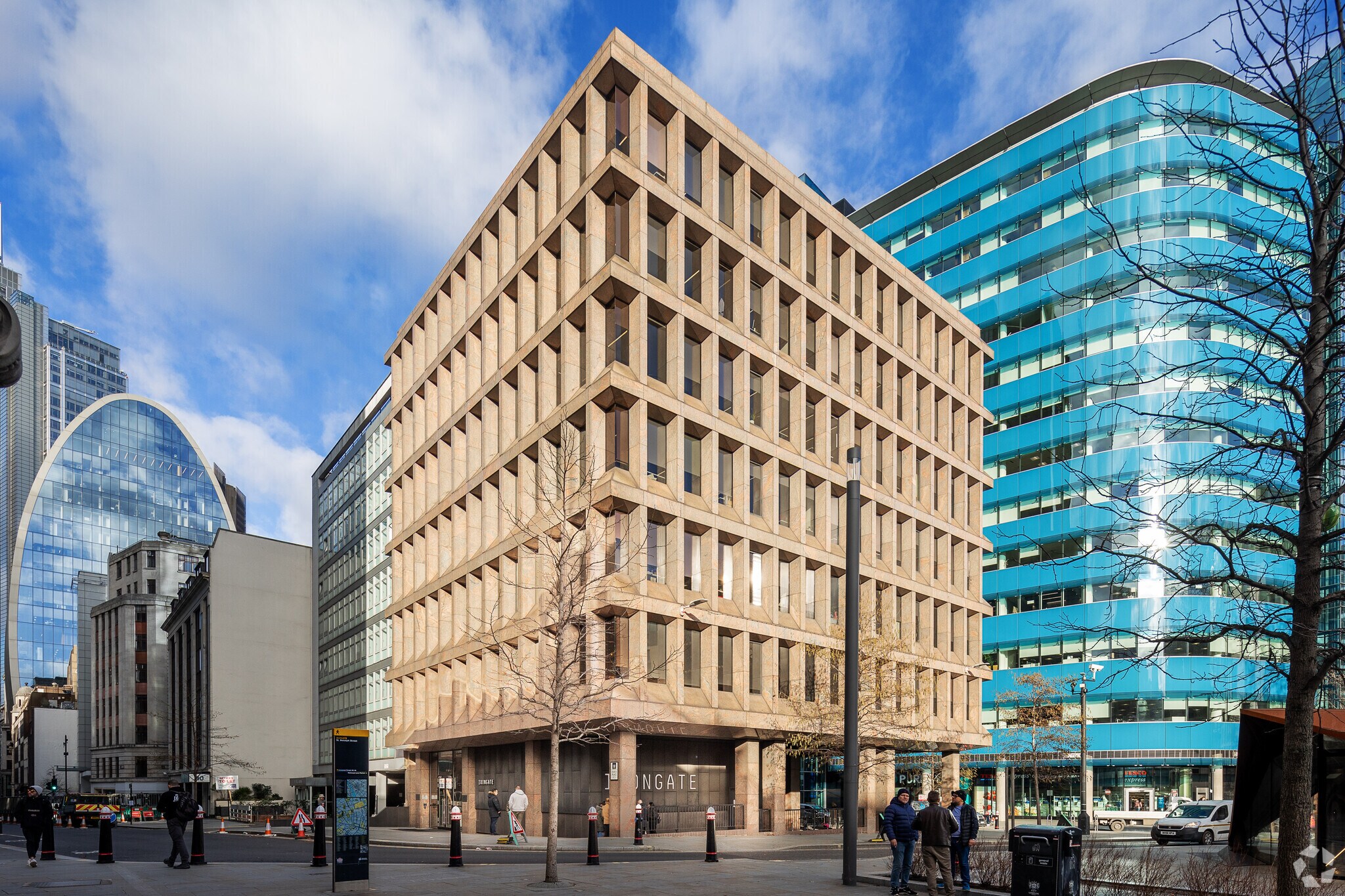 22-30 Dukes Pl, Londres à louer Photo principale– Image 1 sur 7