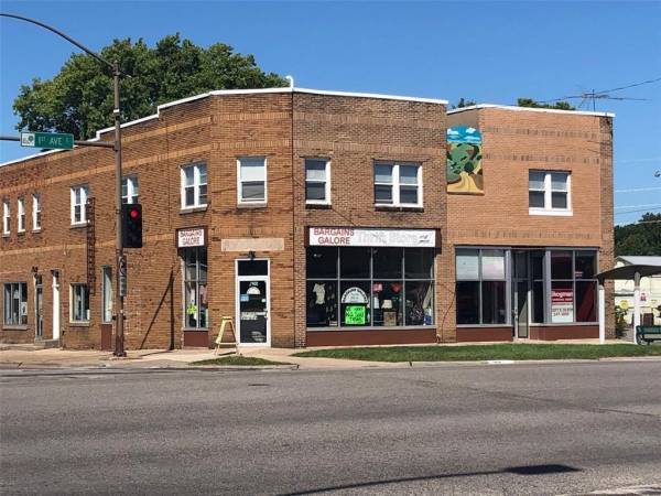 2900 1st Ave NE, Cedar Rapids, IA à vendre - Photo principale – Image 1 sur 1