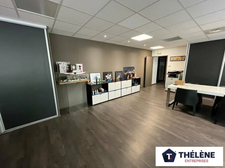 Bureau dans Montpellier à louer - Photo de l’immeuble – Image 3 sur 10