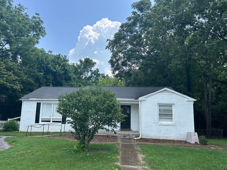 1191 W Main St, Franklin, TN à vendre - Photo de l’immeuble – Image 1 sur 9