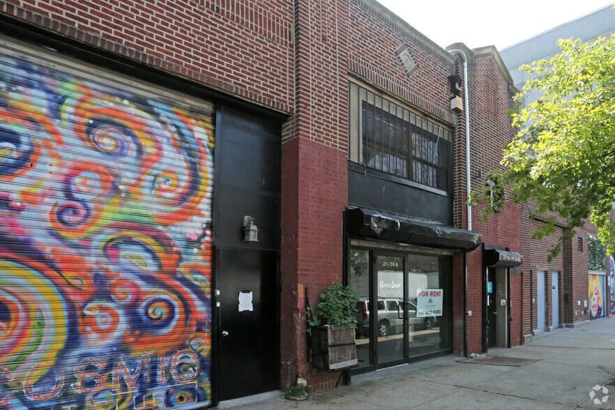 21-38 44th Rd, Long Island City, NY à louer - Photo de l’immeuble – Image 2 sur 8