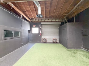6610 Lexington Ave, Los Angeles, CA à louer Photo intérieure– Image 2 sur 12