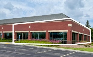 W239 N1700 Busse Rd, Waukesha, WI à louer - Photo de l’immeuble – Image 3 sur 11