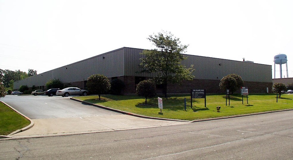 1151 Atlantic Dr, West Chicago, IL à louer - Photo de l’immeuble – Image 2 sur 2