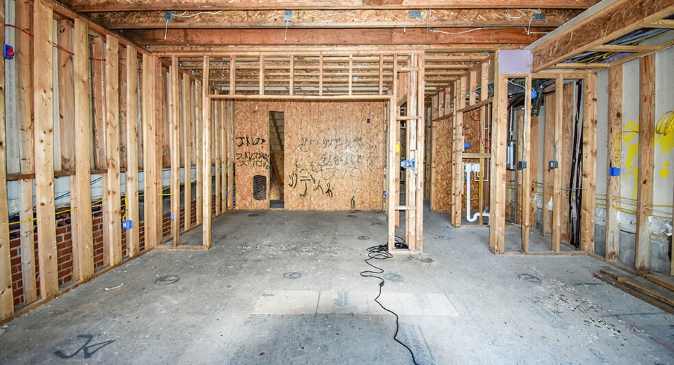 4811 Georgia Ave NW, Washington, DC à vendre - Photo intérieure – Image 3 sur 6