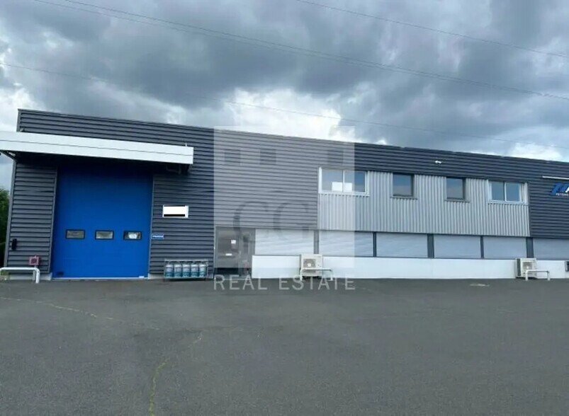 76 Rue Louis Arnal, Lozanne à louer - Photo de l’immeuble – Image 1 sur 12