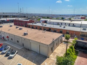 304 E Vickery Blvd, Fort Worth, TX à louer Photo intérieure– Image 1 sur 14
