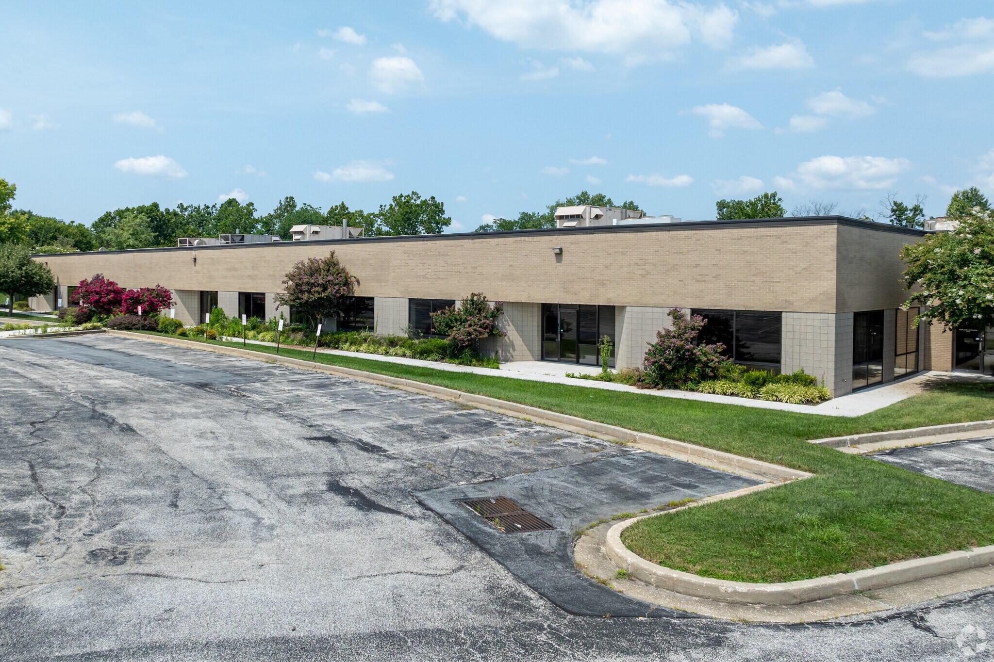 7253 Ambassador Rd, Wilford Mill, MD à louer Photo principale– Image 1 sur 7