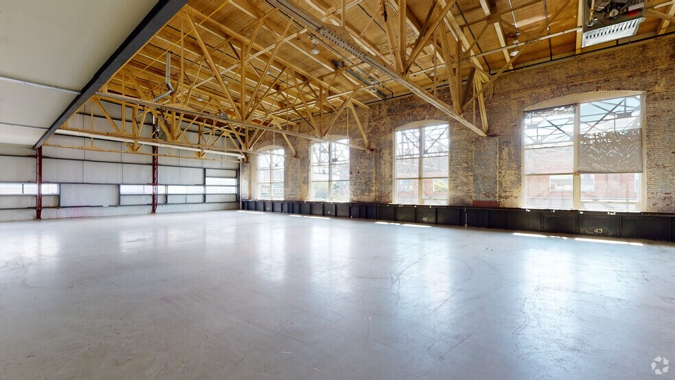 2600 Rue William Tremblay, Montréal, QC à louer - Numérisation 3D Matterport – Image 3 sur 12