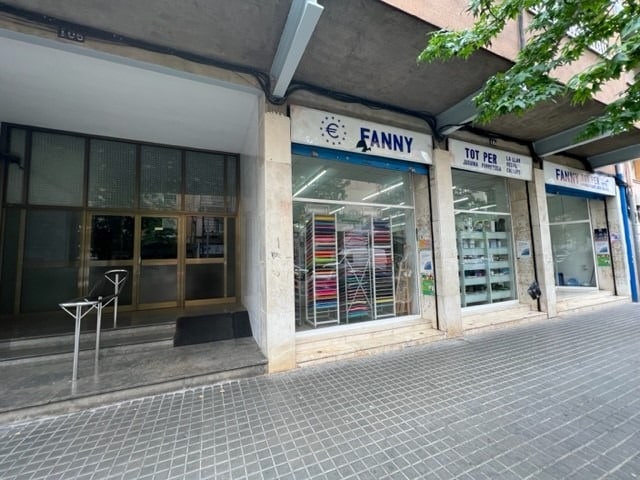 Immeuble residentiel dans Mataró, Barcelona à vendre - Photo principale – Image 1 sur 3