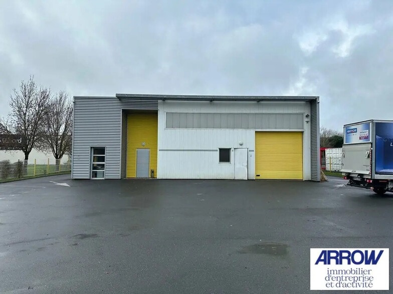 4 Rue Marie Curie, GRANDCHAMP-DES-FONTAINES à louer - Photo de l’immeuble – Image 3 sur 18
