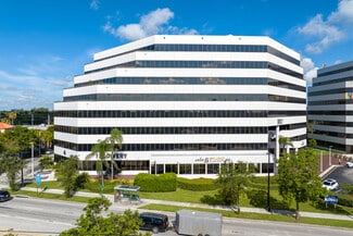 Plus de détails pour 11900 Biscayne Blvd, North Miami, FL - Bureau, Bureau/Local commercial à louer