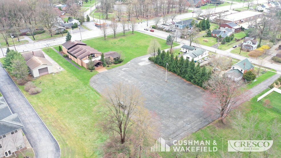 30450 Lorain Rd, North Olmsted, OH à vendre - Photo de l’immeuble – Image 3 sur 23