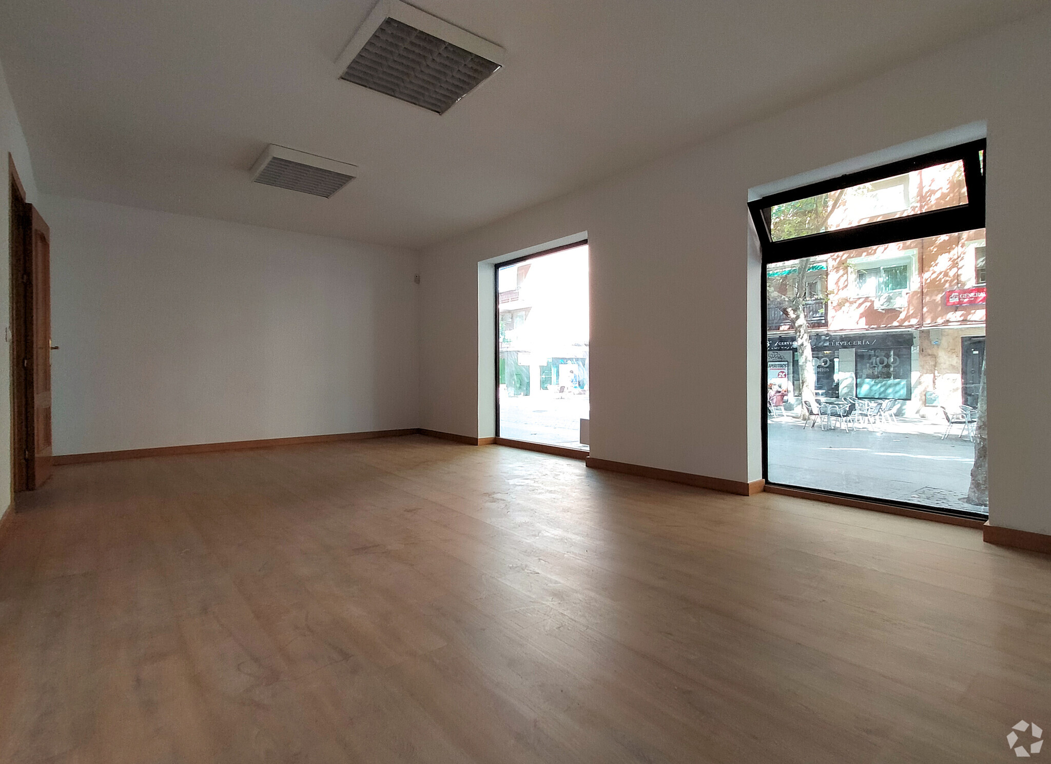 Bureau dans Alcorcón, Madrid à louer Photo intérieure– Image 1 sur 5