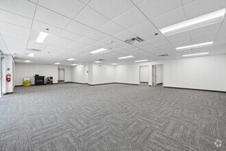 810 Oregon Ave, Linthicum, MD à louer Photo intérieure– Image 1 sur 13