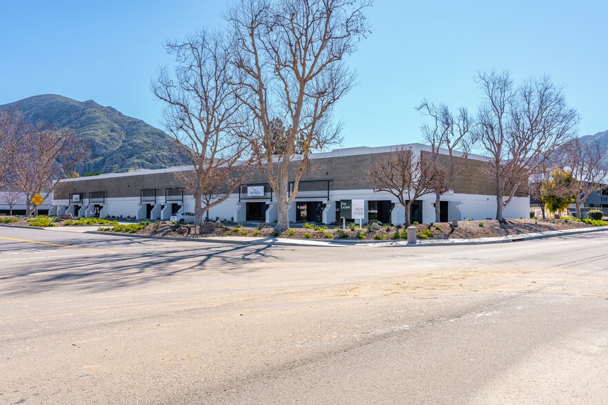 4600-4650 Calle Quetzal, Camarillo, CA à louer - Photo principale – Image 1 sur 6