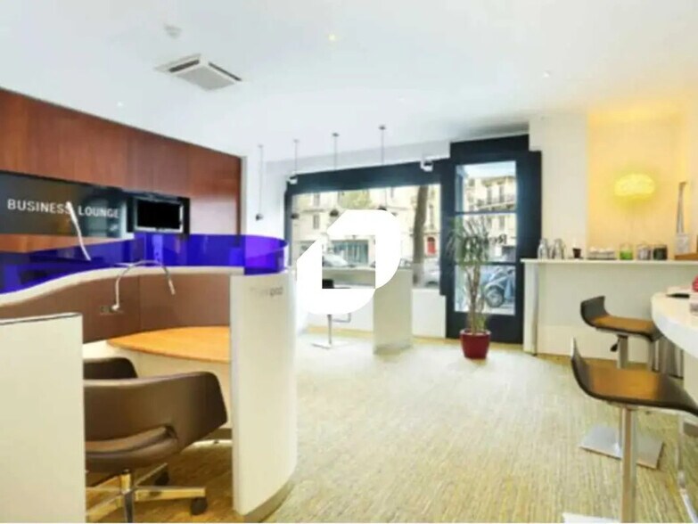 Bureau dans Paris à louer - Photo de l’immeuble – Image 2 sur 10