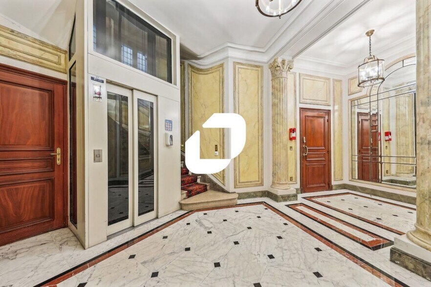 Bureau dans Paris à louer - Hall d’entrée – Image 3 sur 19
