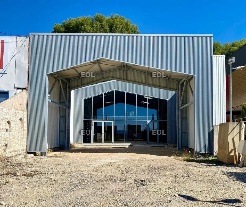 Local commercial dans Vitrolles à louer Photo de l’immeuble– Image 1 sur 4