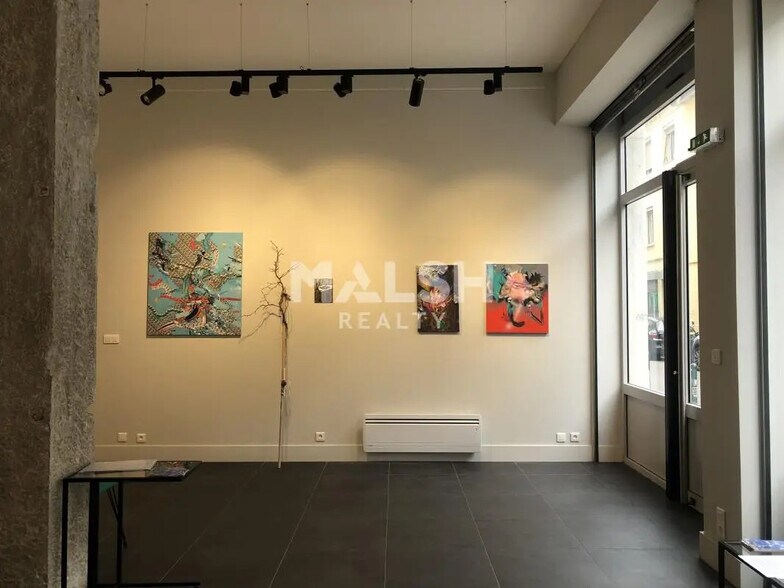 Local commercial dans Lyon à louer - Photo de l’immeuble – Image 3 sur 12