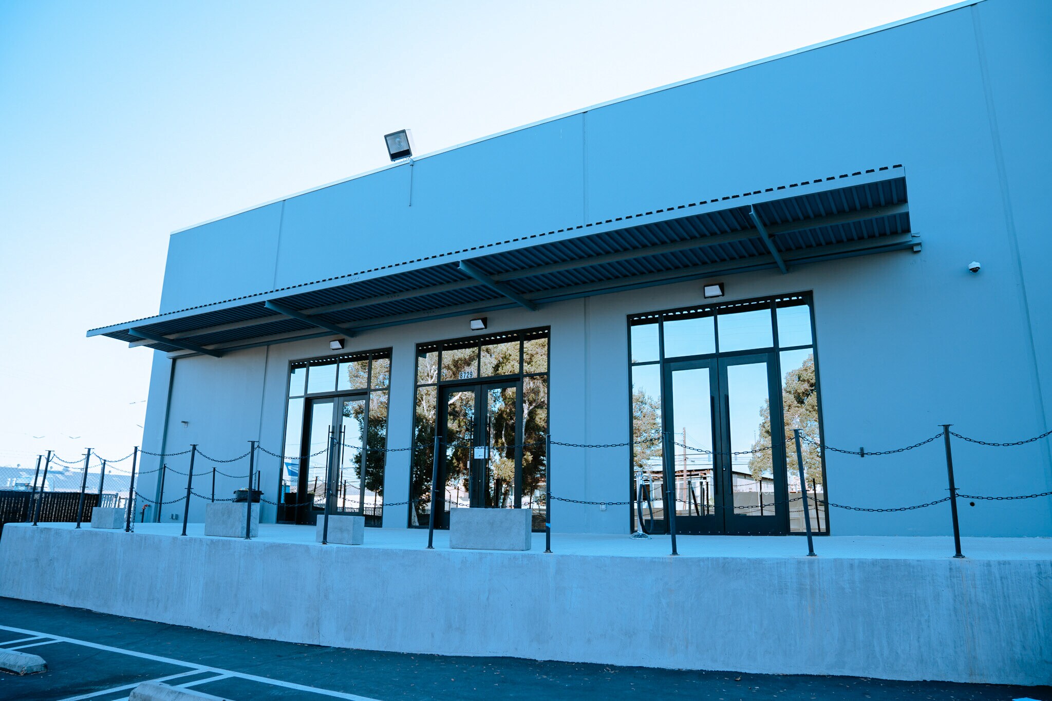 8729 Aviation Blvd, Inglewood, CA à vendre Photo de l’immeuble– Image 1 sur 11