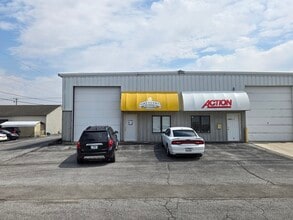 205 Grandstand Way, Fort Wayne, IN à louer Photo de l’immeuble– Image 1 sur 4