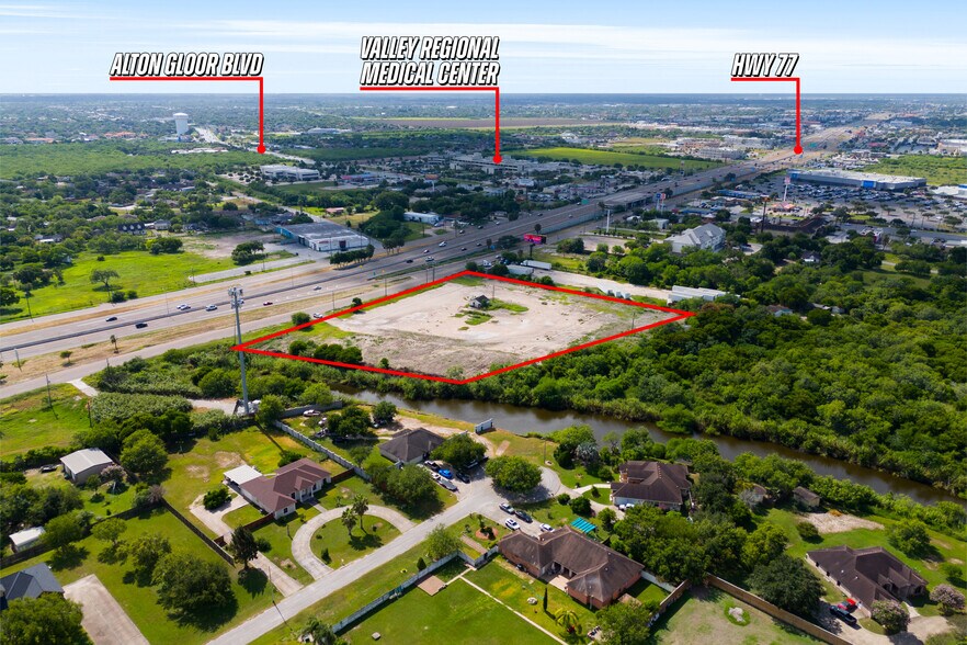 5243 Frontage Rd, Brownsville, TX à vendre - Photo de l’immeuble – Image 2 sur 8