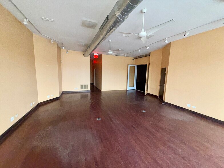 5707-5709 S Wentworth Ave, Chicago, IL à louer - Photo de l’immeuble – Image 3 sur 19