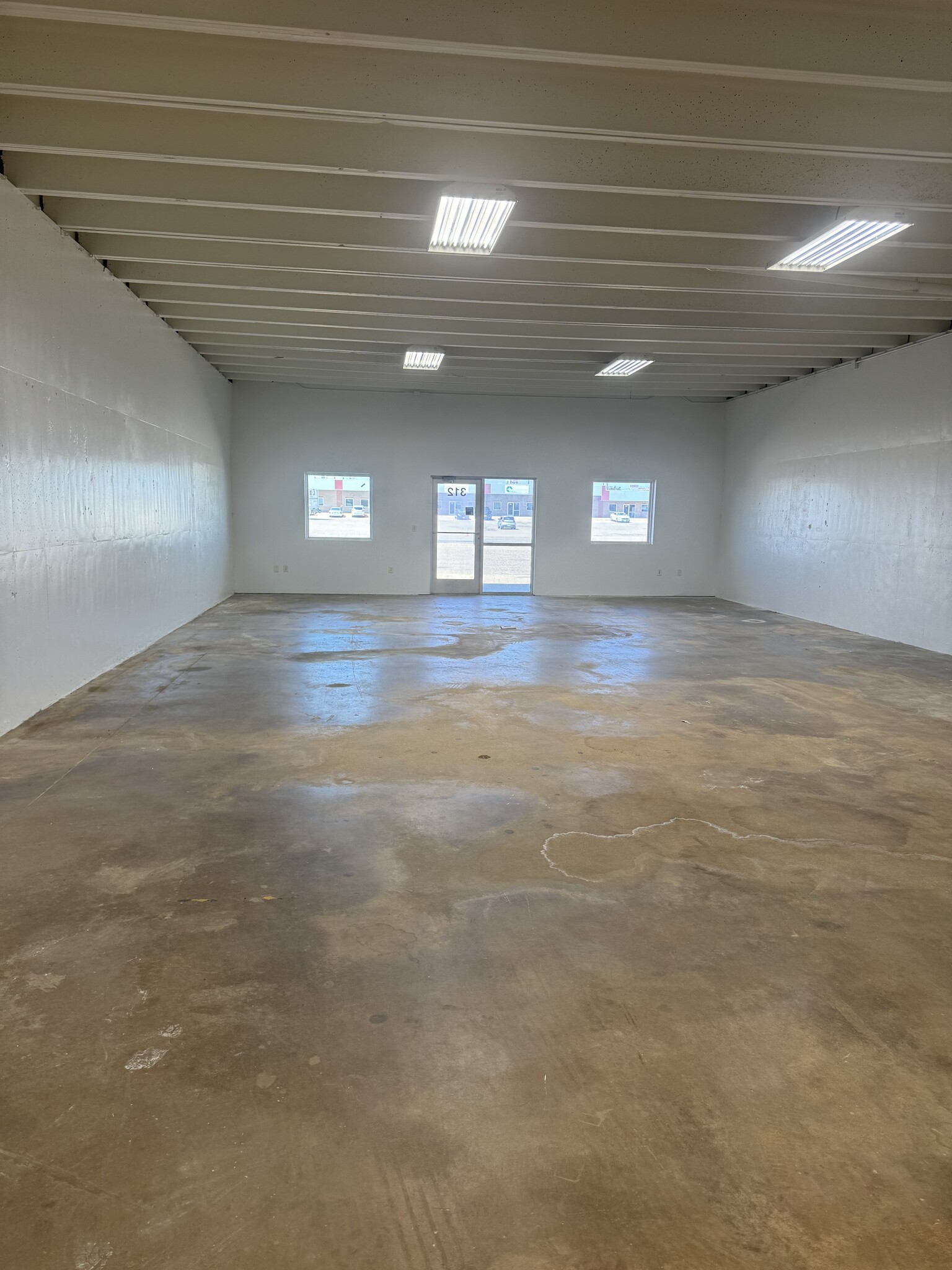 302-340 E 40th St, Lubbock, TX à louer Photo de l’immeuble– Image 1 sur 5